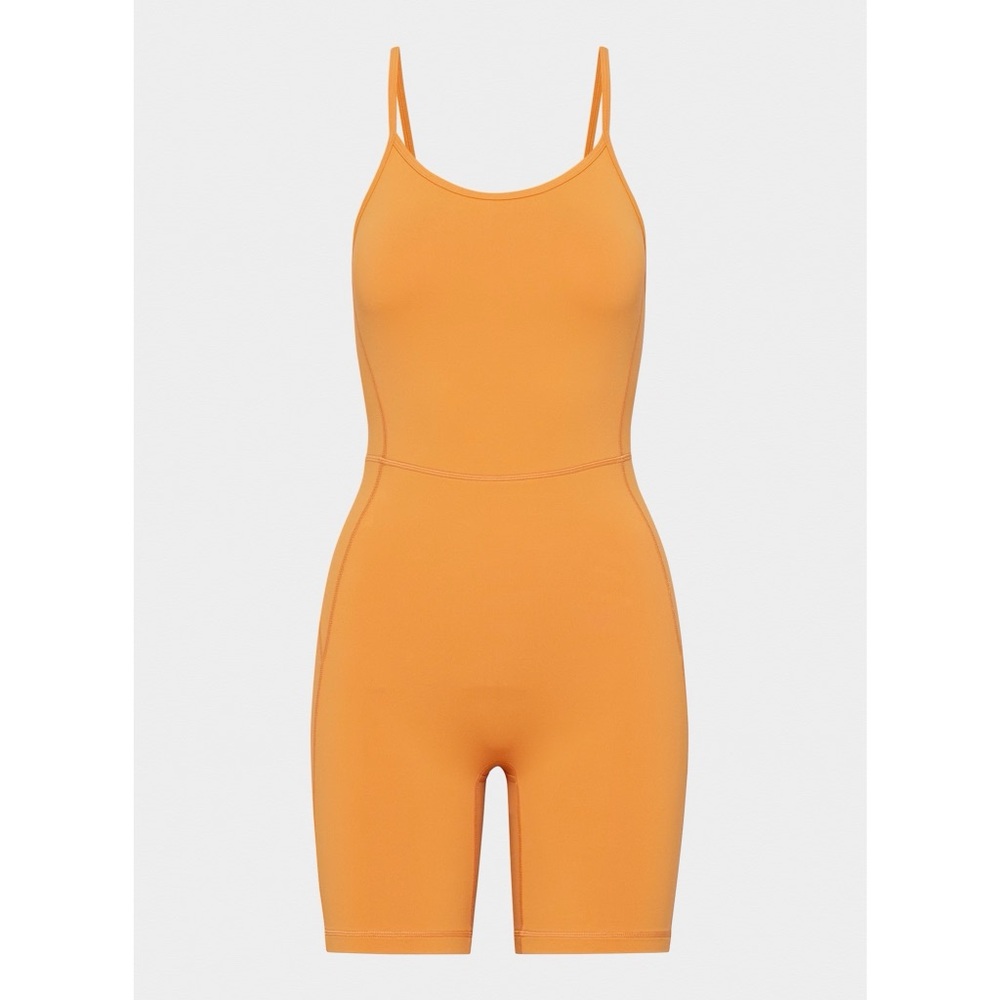 NWT Aritzia TnAction TnaLIFE Leap 7" Romper Jumpsuit in Amber Orange
